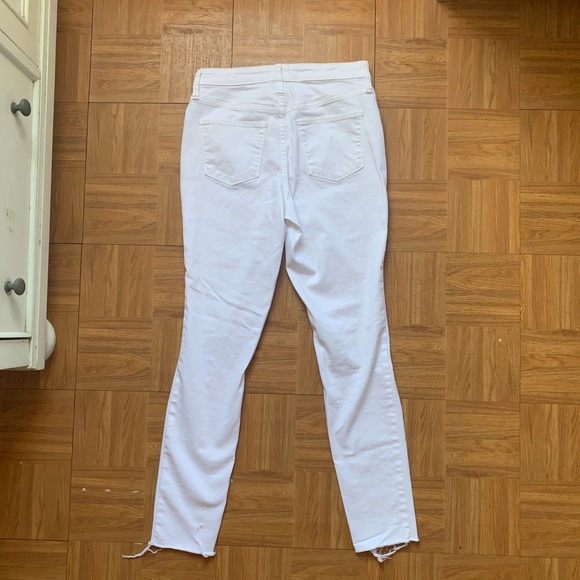 Universal Thread white jeans! - Picture 3 of 3